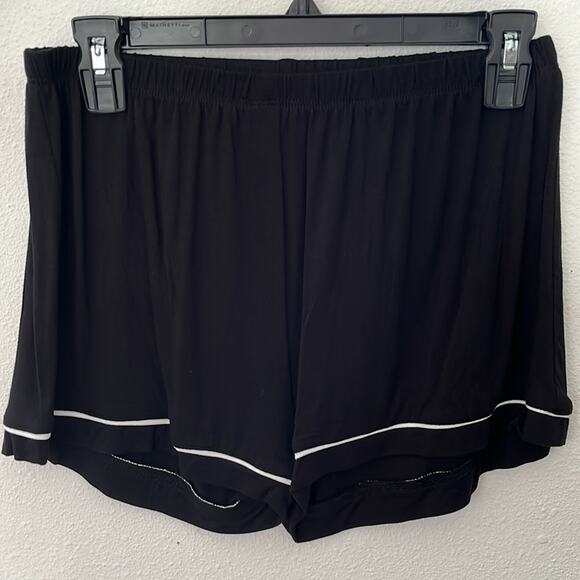 NWT Adrianna Vittadini black pajama set white trim size medium - Picture 4 of 9